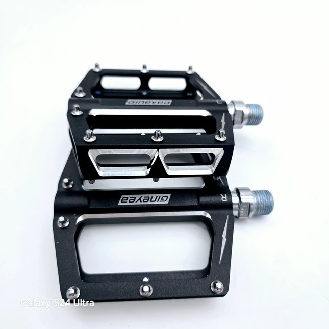 Pedal Folding