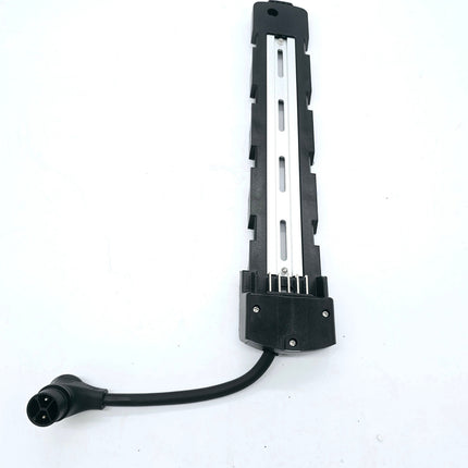 Piggyback Battery Rail Xi 2624A Gen 2 Connection, with Battery Rail Spacers.